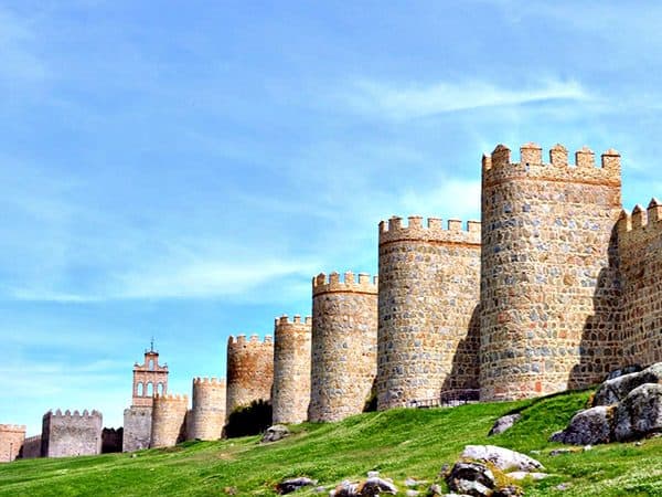 Muralla de Ávila - lugar que ver en un día en Ávila - Ilutravel.com