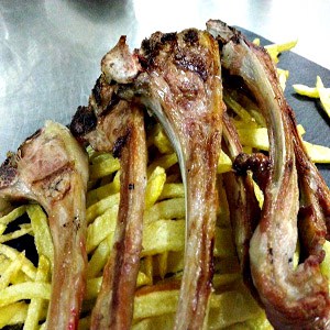 Chuletillas a la Brasa Chuletillas a la Brasa