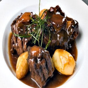 Rabo de Toro a la Cordobesa Rabo de Toro a la Cordobesa