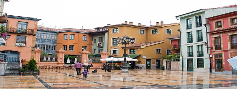 Plaza de Trascorrales de Oviedo ¿Quieres conocerlo? Ilutravel