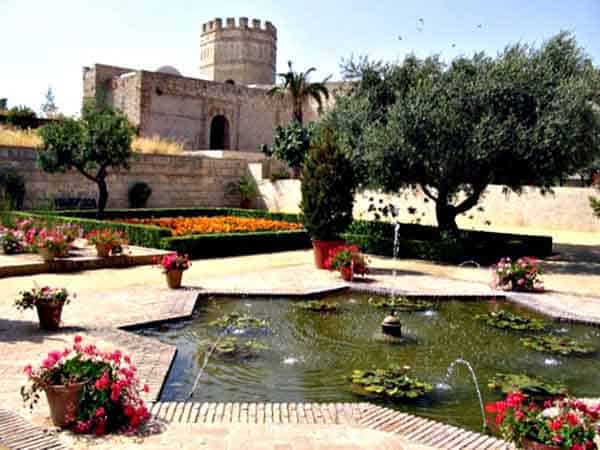 Alcázar de Jerez de la Frontera - ilutravel.com