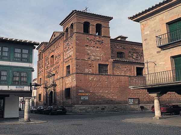 Iglesia de San Agustín de Almagro, lugar que ver en Almagro - Ilutravel.com
