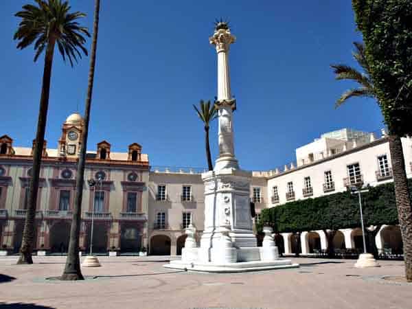 Viajar a Almería capital Plaza Vieja – Ilutravel.com -Tu guía de turismo online