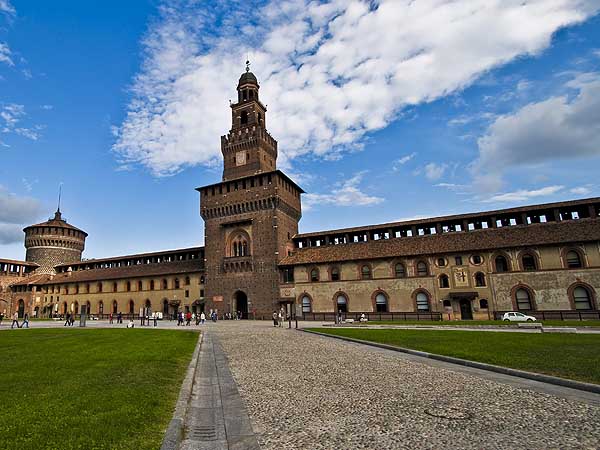 Castillo de los Sforza de Milán - Ilutravel.com