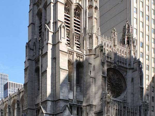 Iglesia de Santo Tomás de Nueva York - Lugares para hacer turismo en Nueva York - Ilutravel.com