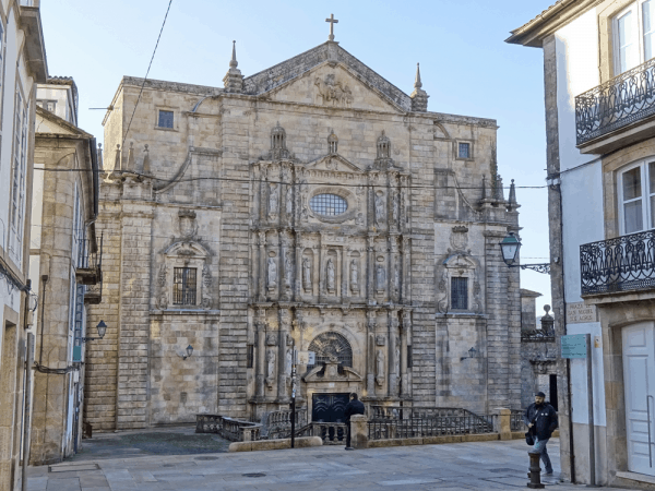 Monasterio e Iglesia de San Martiño lugar que ver en Santiago de Compostela - Ilutravel.com