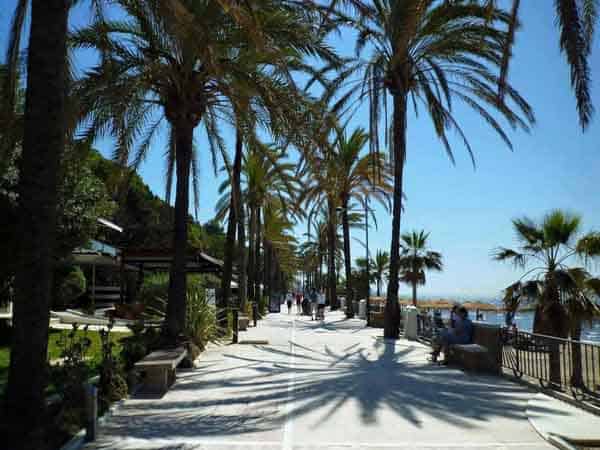 Paseo Marítimo Marbella - Conocer Marbella en un día - Ilutravel.com