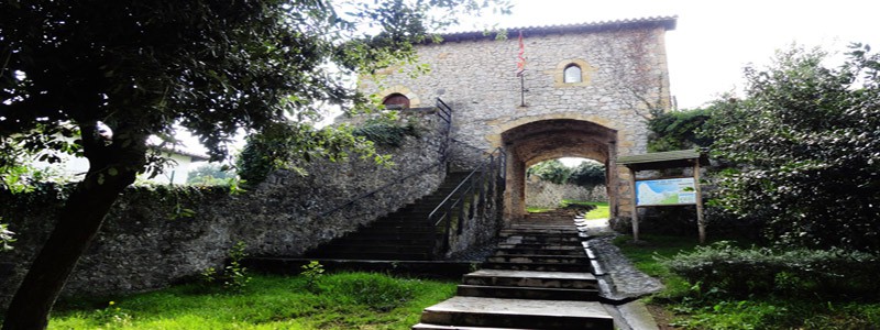 Puerta de San Lorenzo Ilutravel